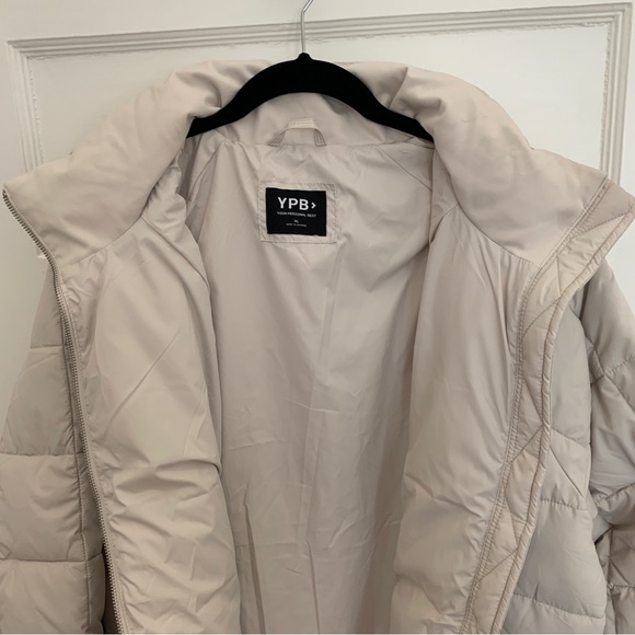 Abercrombie On The Go Puffer, size XL - Picture 5 of 14